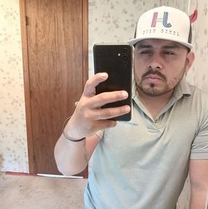 Meet your Posher, Pedro pablo